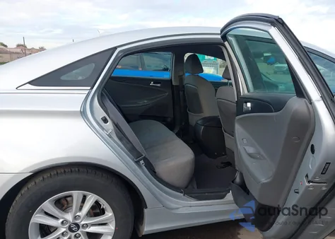 2013 Hyundai Sonata Gls z USA, uszkodzony, nr VIN 5NPEB4AC7DH790566